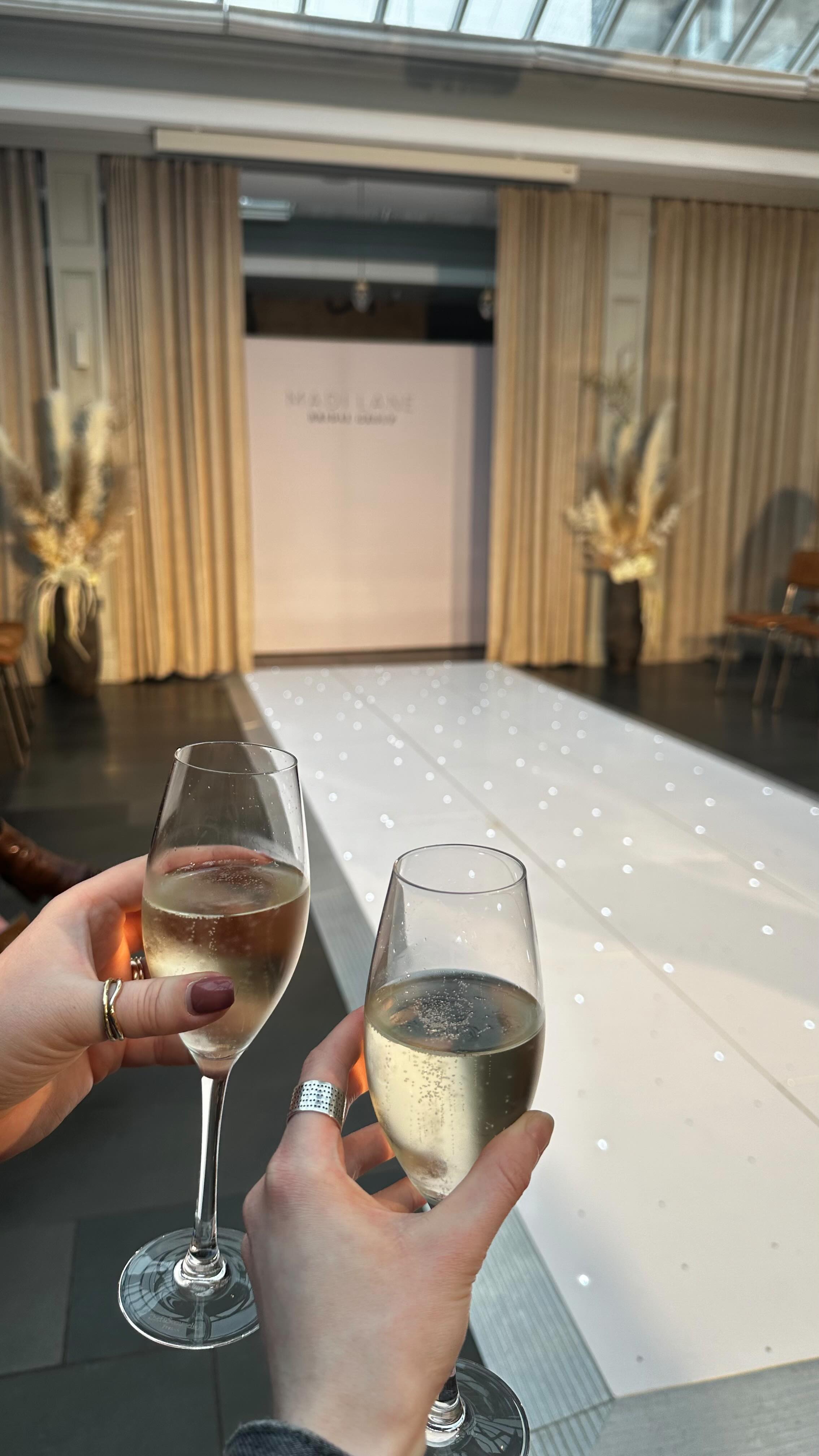 Choosing the dreamiest AW2024 styles by @madilanebridal & @jeune_bridal this week at the beautiful setting of @hamptonmanor has been such a highlight of our year so far ◊Danni & Ruthy have travelled the length of the country (or what felt like it) for the first #MLBGFASHIONWEEK - where Team Madi hosted the most incredible 3 day event, featuring catwalk shows, beautifully styled spaces to take in the new styles, feasting tables in tipi’s, brand focus groups with Designer Liz, a special dinner at @smoke_hamptonmanor , catch ups with our bridal pals, bread making classes @bakery_hamptonmanor , wine tasting & of course handpicking the most exquisite styles to join our boutique rails this Autumn ◊Huge thank you to @lizyoung_bridaldesigner & Team Madi for an amazing event - we’ve loved every minute ◊We’re so excited to announce more on these incredible wedding dresses & which ones we’ve chosen for you all so keep your eyes peeled - for now here’s a sneak BTS look at everything we’ve been up to ◊#bridallife #bridalstylist #madilanebridal #hamptonmanor #jeunebridal #designerbridalwear #aw24 #designerweddingdress #sneakpreview #behindthescenes #youarepreciousbridal #loveabovecurvebridallounge