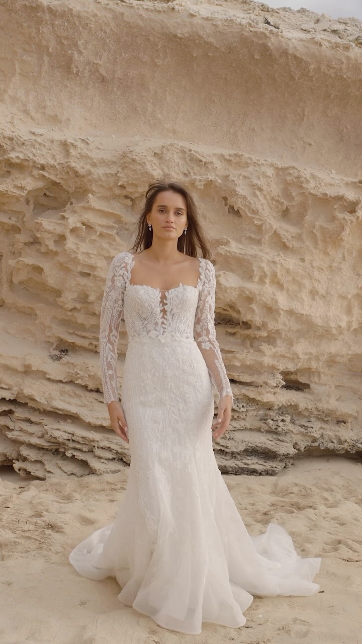 HELLO NEWNESS ~ Welcoming our latest addition to our @jeune_bridal couture inspired edit NOVARA ◊ This is one we know you’re going to fall head over heels for babe ~ if you’re seeking a sleek, chic & super glam bridal vibe for your special day ◊#novarajeunebridal #jeunebridal #coutureinspiredbridal #youarepreciousbridal #newcastleupontyne #weddingdressideas #weddingdressesnewcastle #bridalboutiquenewcastle