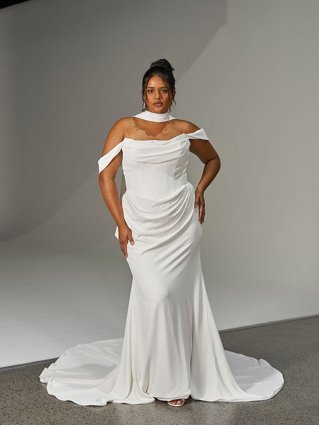 Evie Young – Loren