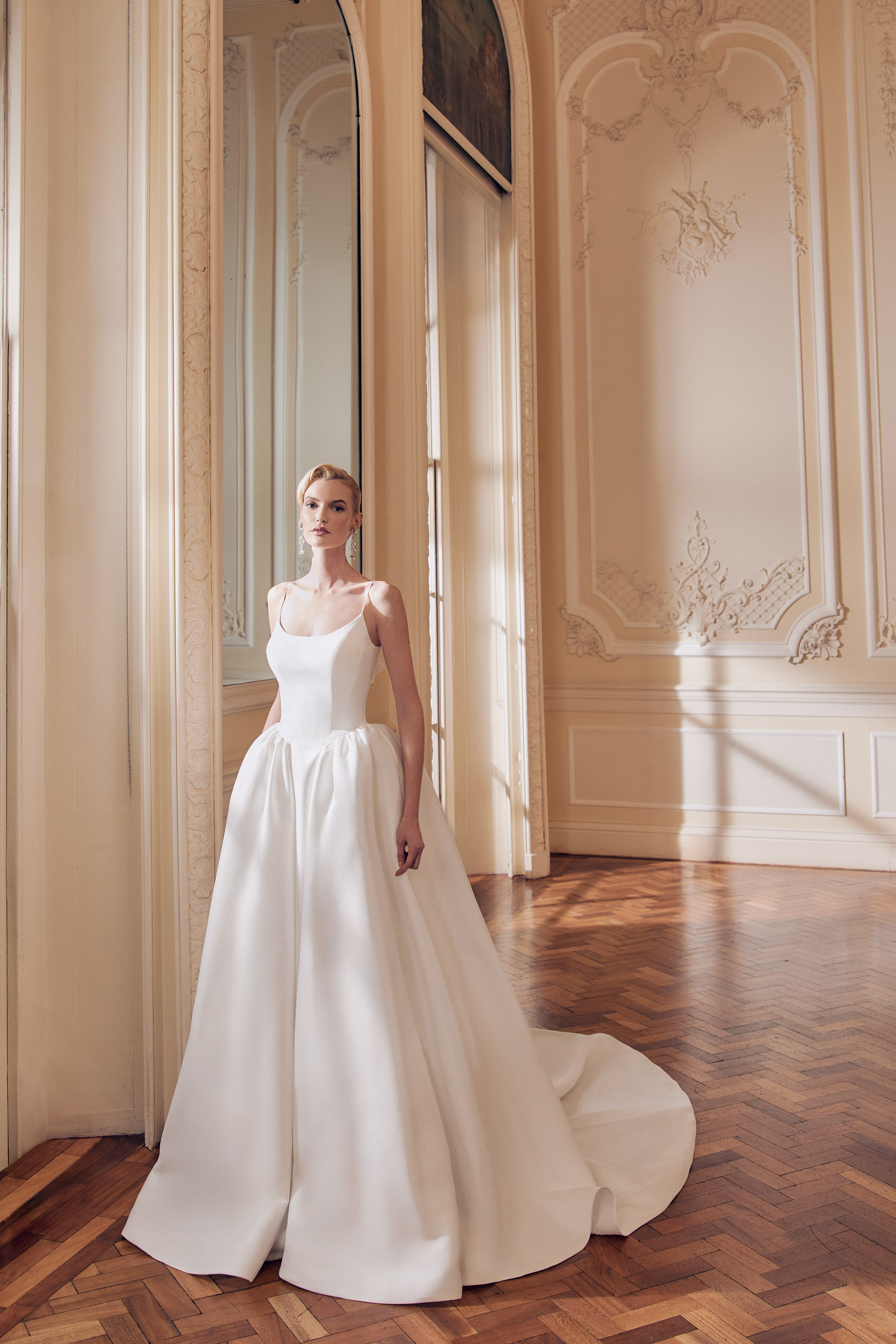 Ellis Bridals – Daphne