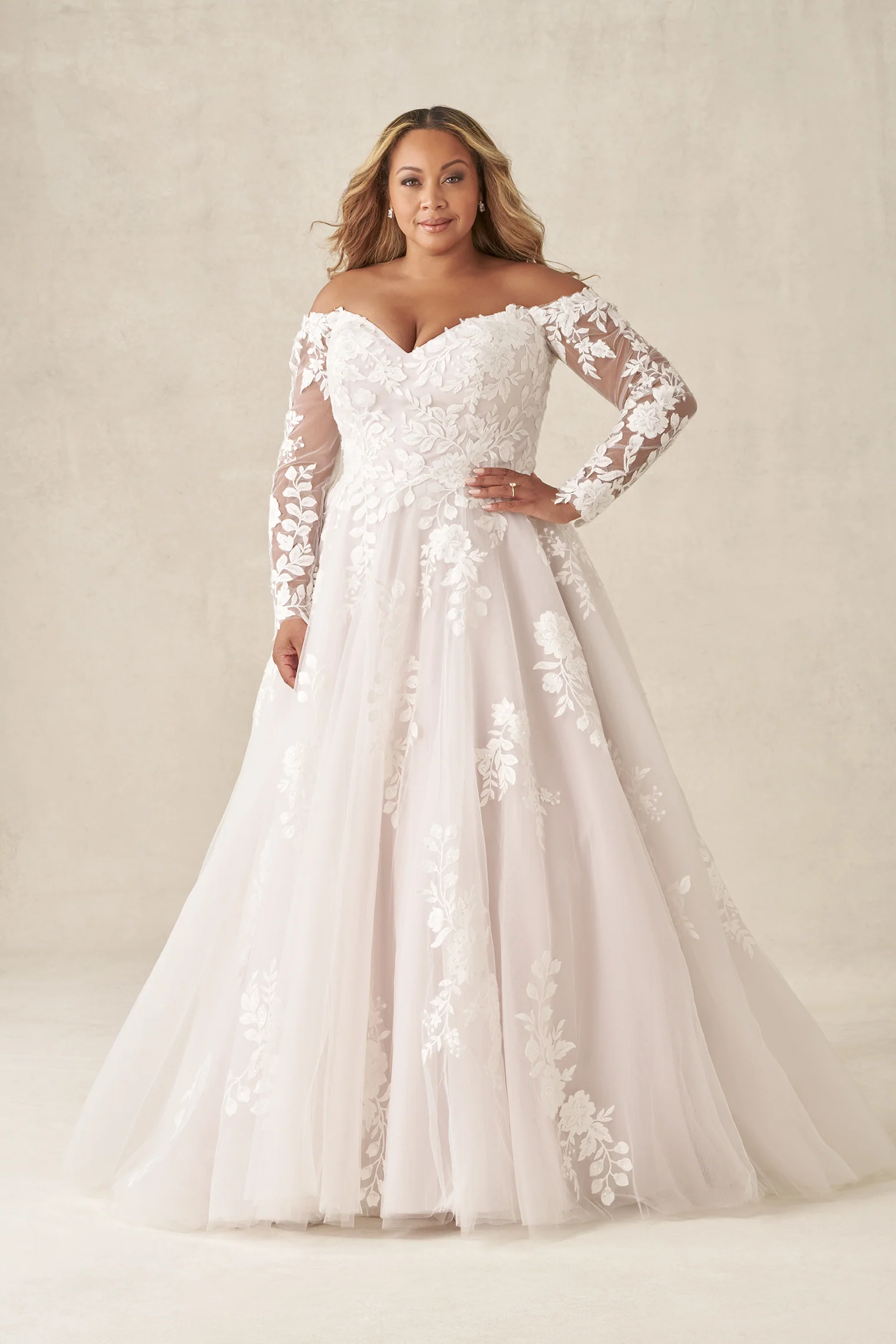 Allure – W555