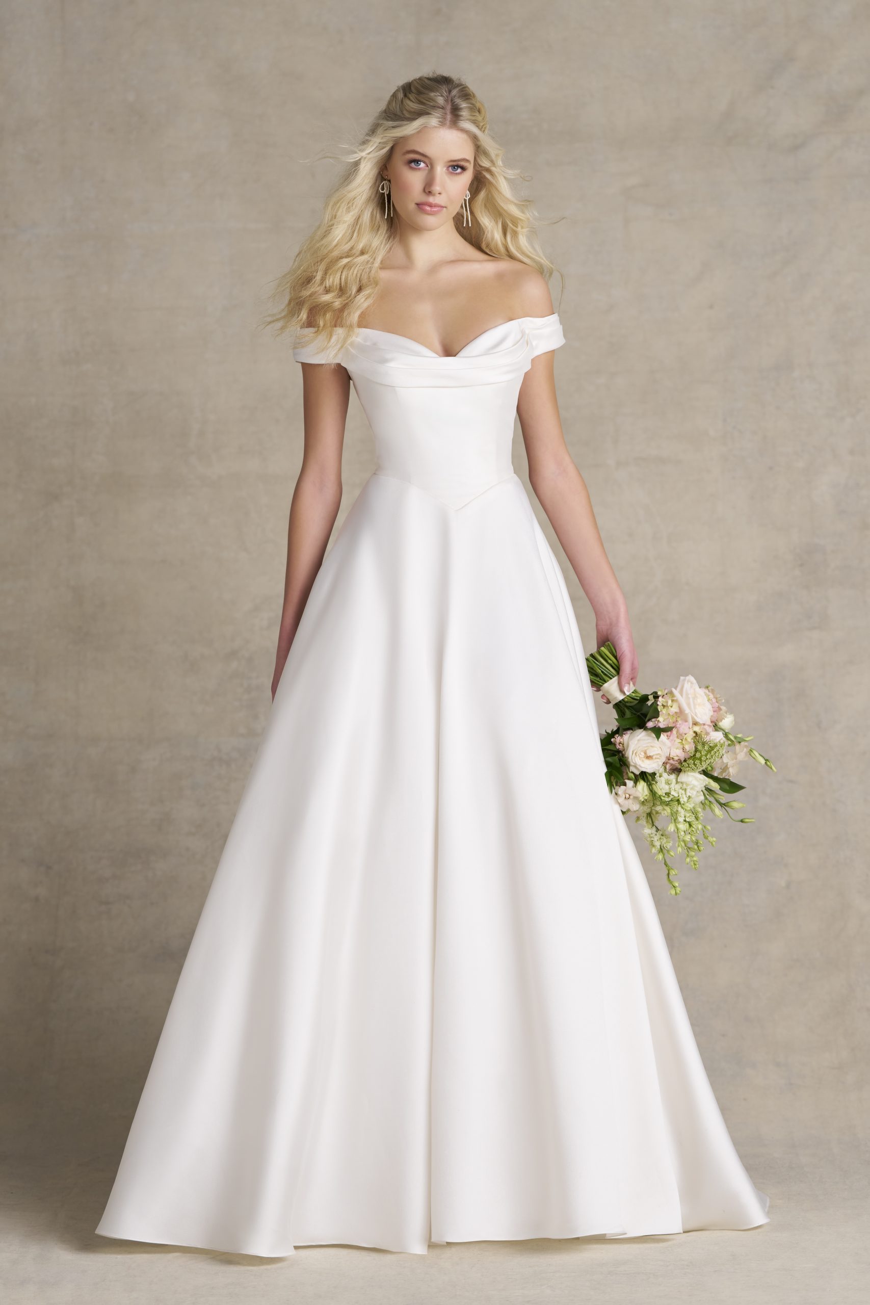 Allure – R3982